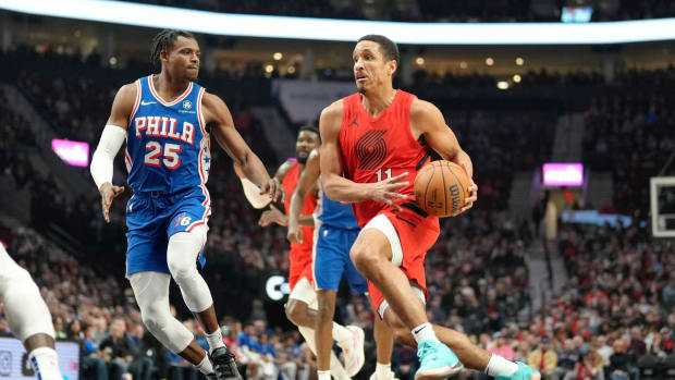 malcolm brogdon philadelphia 76ers